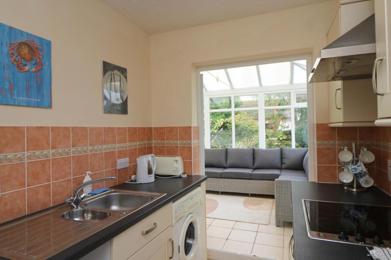 Holiday Bungalow, Short Drive To 7 Beaches! Saint Merryn Exterior photo